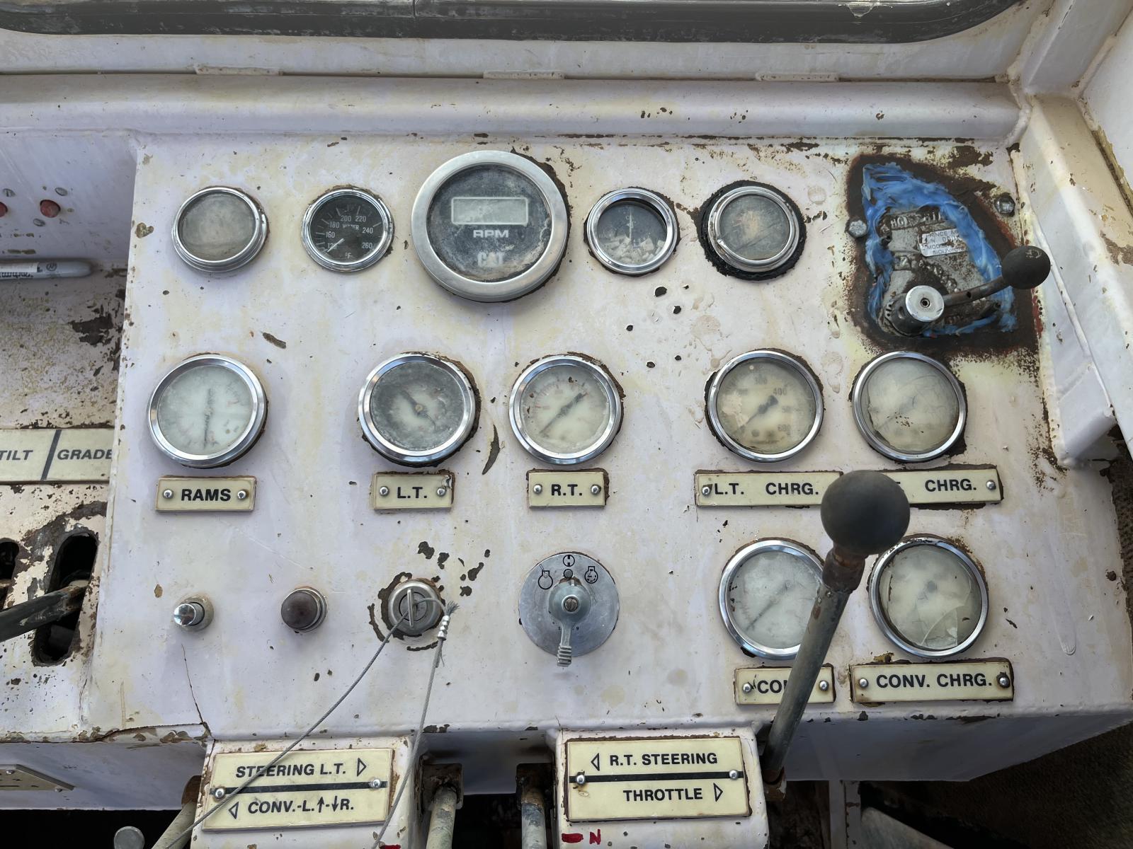 ./imagenes/INVOICE/2019/15976/CAPITOL TRENCHER CTC750 (16).JPG